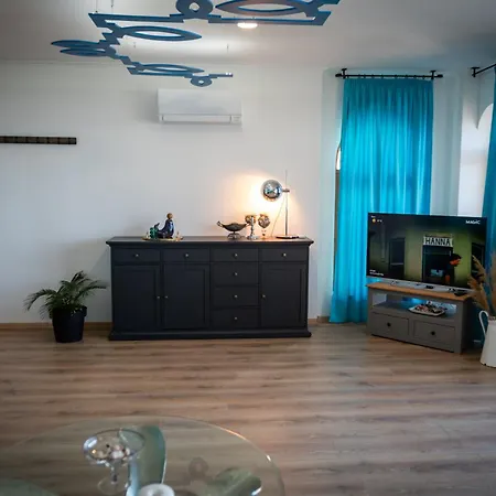 Queen's Penthouse Μπαλτσίκ