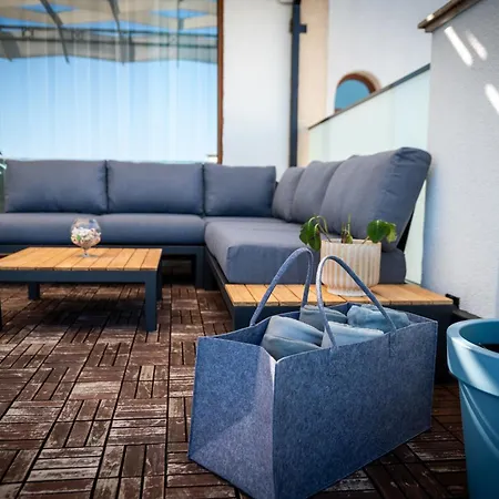 Queen's Penthouse * בלצ'יק