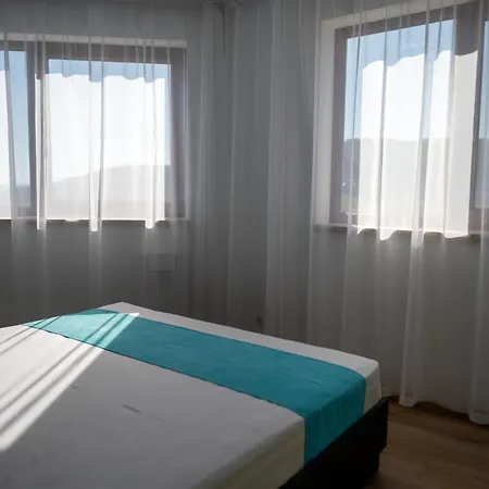 דירה Queen's Penthouse *