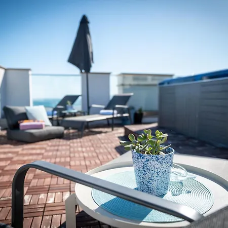 דירה Queen's Penthouse *