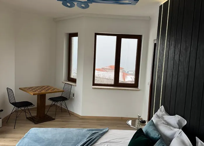 Queen's Penthouse Appartement *