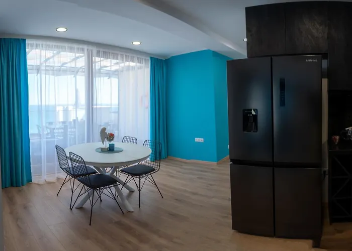 Queen's Penthouse Appartement Baltsjik